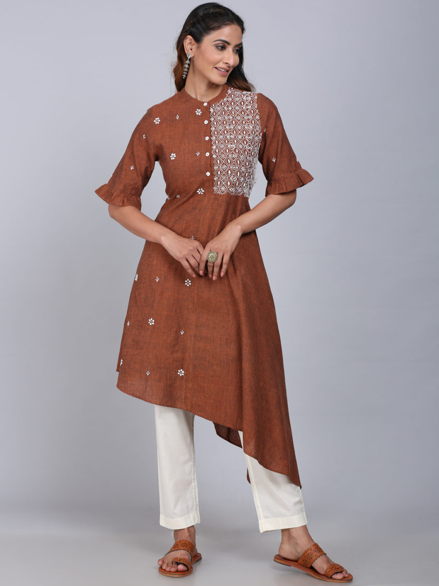 brown asymmetrical pattern kurta with frills on sleeves