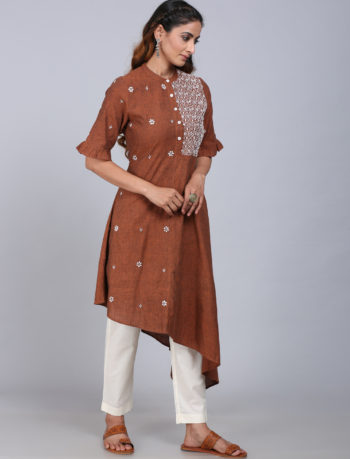 brown asymmetrical pattern kurta with frills on sleeves side view