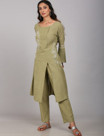 Side slit open embroidered long kurta side view 1