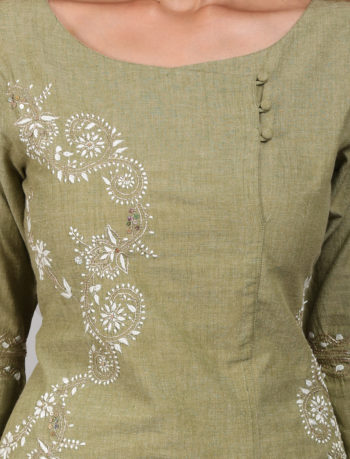 Side slit open embroidered long kurta yoke view