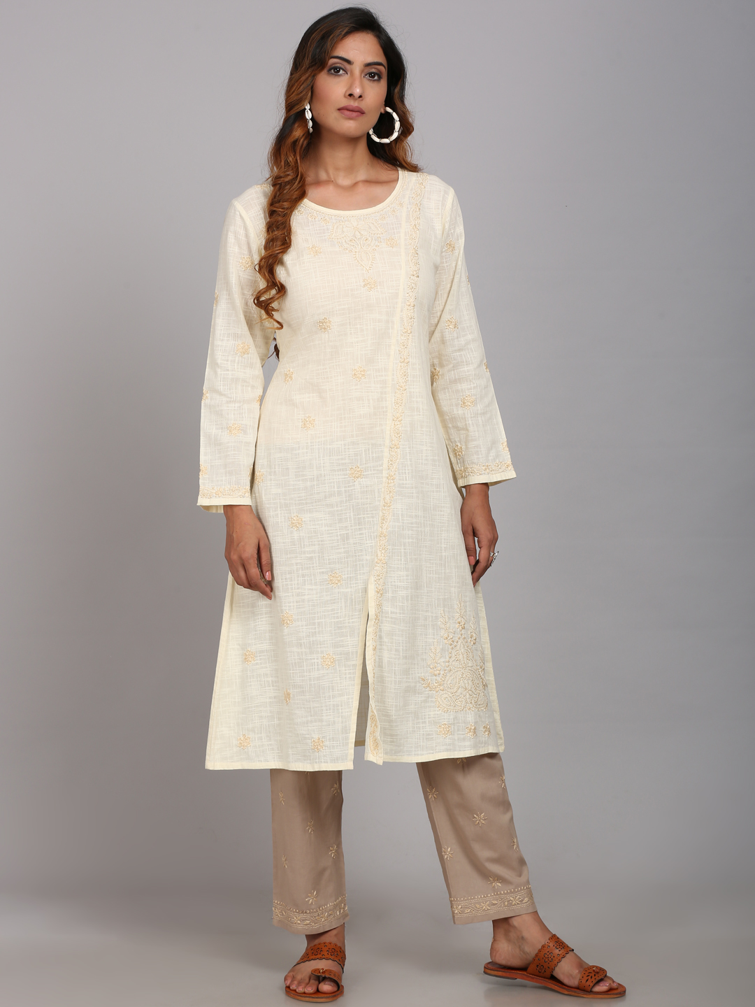 Light Pink and White Hand Chikankari Kurti at Rs.1599/Piece in lucknow  offer by Anvi Creations