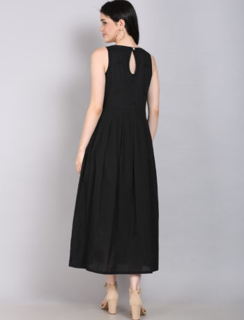 Black tonal sleeveless dress 3